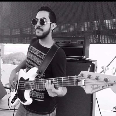 Profile Picture of Jerry Oliver Escobar (@JerryOliv) on Twitter
