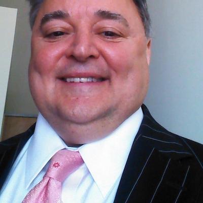 Profile Picture of Stephen Wiles (@stephenmwiles) on Twitter