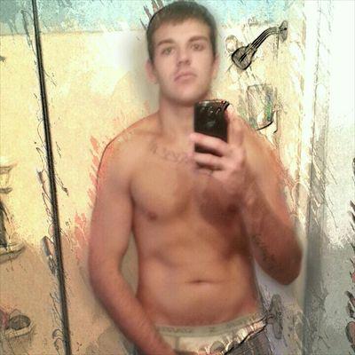 Profile Picture of F (@justin_tull) on Twitter