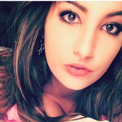 Profile Picture of Miranda Hodge (@Miranda_277) on Twitter