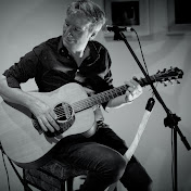 Profile Picture of Mark Mulholland (@markmulhollandsongs) on Youtube