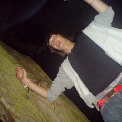 Profile Picture of Joe Benham (@jarrwwwie) on Twitter