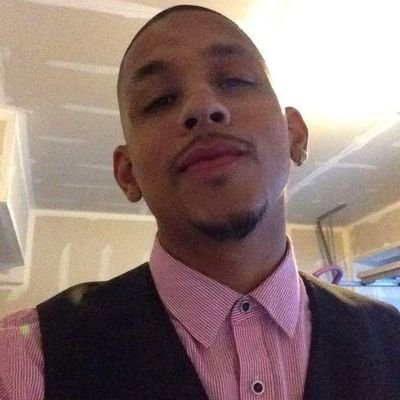 Profile Picture of Jerry Perez (@Jerry2389perez) on Twitter