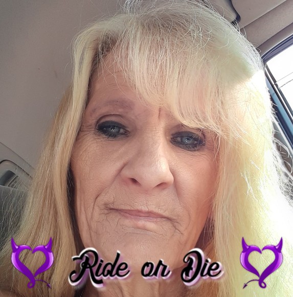 Profile Picture of Trudy Reese pettit (@trudypettit420) on Poshmark