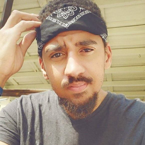 Profile Picture of Jonathan Pringle (@pringle06) on Poshmark