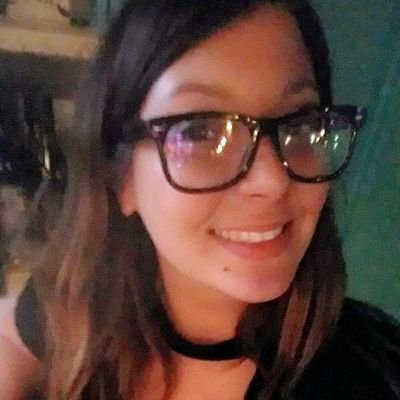 Profile Picture of Angie Rubino (@_DividedWeFall) on Twitter