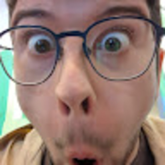 Profile Picture of Benjamin Moffett (@benxmoffett) on Poshmark