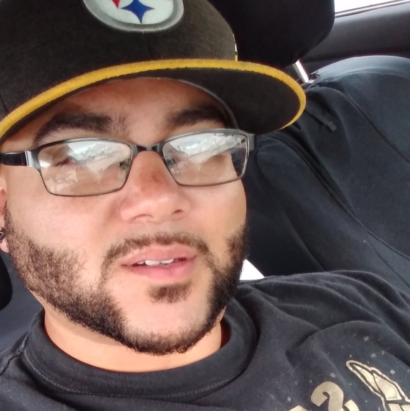 Profile Picture of Travis Kendrick (@tkendrick22) on Poshmark