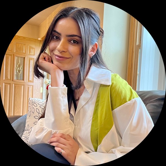 Profile Picture of Sabrina Makhamreh (@smakhamreh) on Poshmark