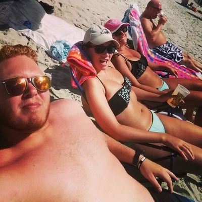 Profile Picture of Jon Browning (@Jbeezy_3) on Twitter