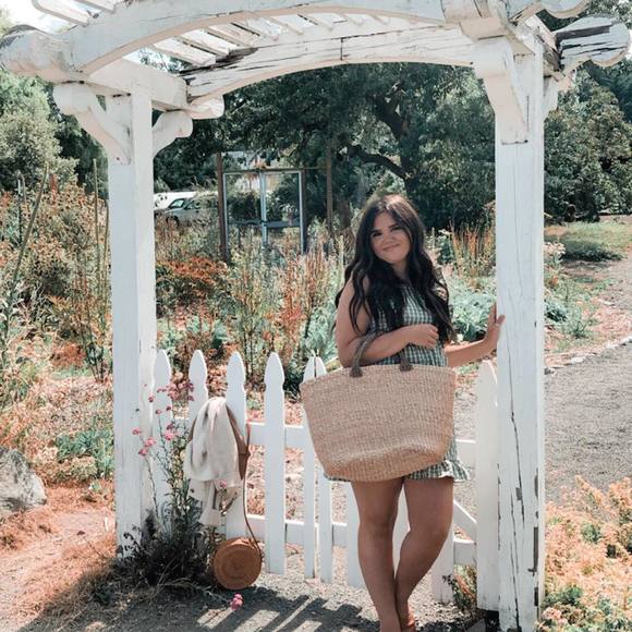 Rachael Muscan - Poshmark Profile Picture of Rachael Muscan (@rachael_muscan1) on Poshmark