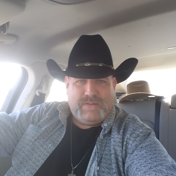 Profile Picture of Joe Ramsey (@joeramsey422) on Poshmark