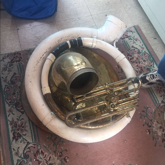 Profile Picture of Sam D (@dbl0s) on Poshmark