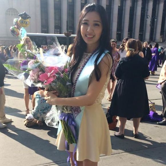 Profile Picture of Winnie Huang (@winnieywhuang) on Poshmark