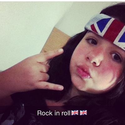 Profile Picture of Lívia Teixeira Alveson Twitter