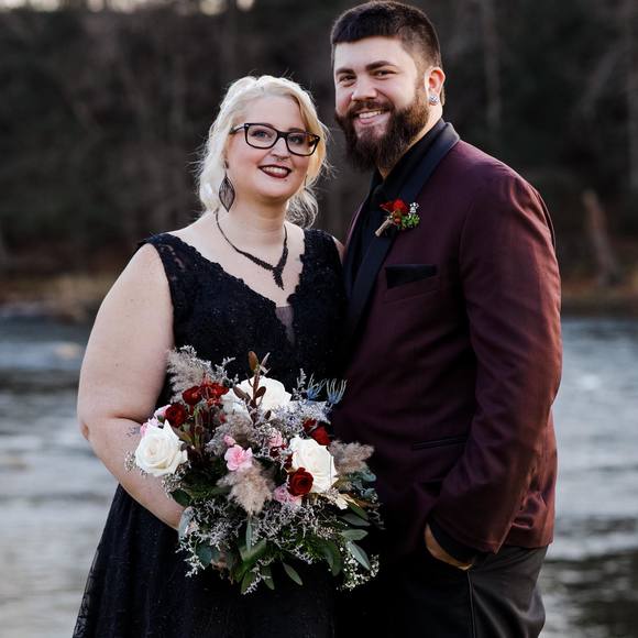 Profile Picture of Jennifer Gabriel (@jgabriel03071) on Poshmark