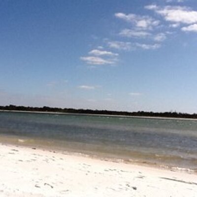 Profile Picture of Anna Benson (@annabenson5) on Twitter