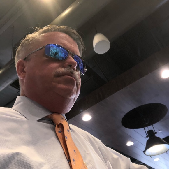 Profile Picture of David Armstrong (@c07760) on Poshmark
