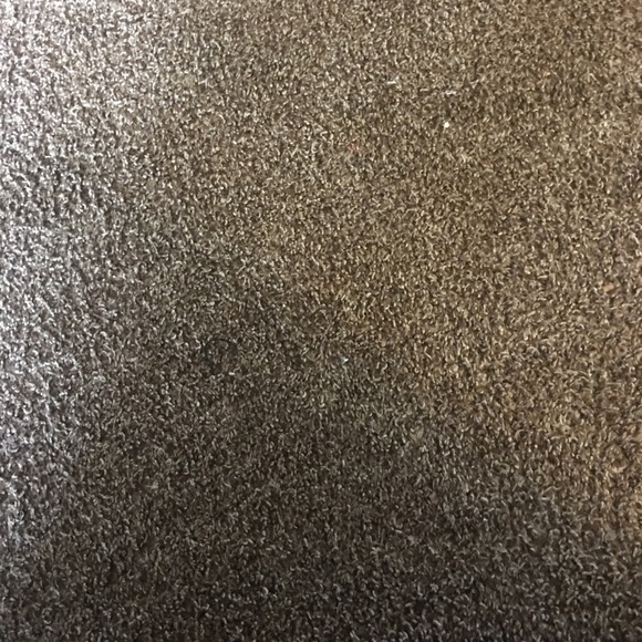 Profile Picture of Eason Eason (@easso) on Poshmark