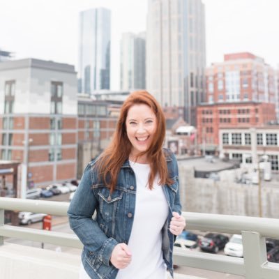 Profile Picture of Joanna Bradley (@writenotwrong) on Twitter