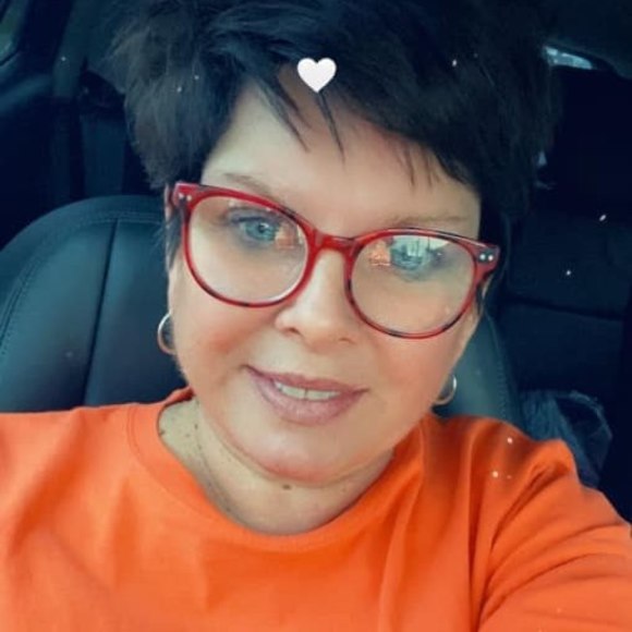 Profile Picture of Cindy Evans (@cindylou69) on Poshmark