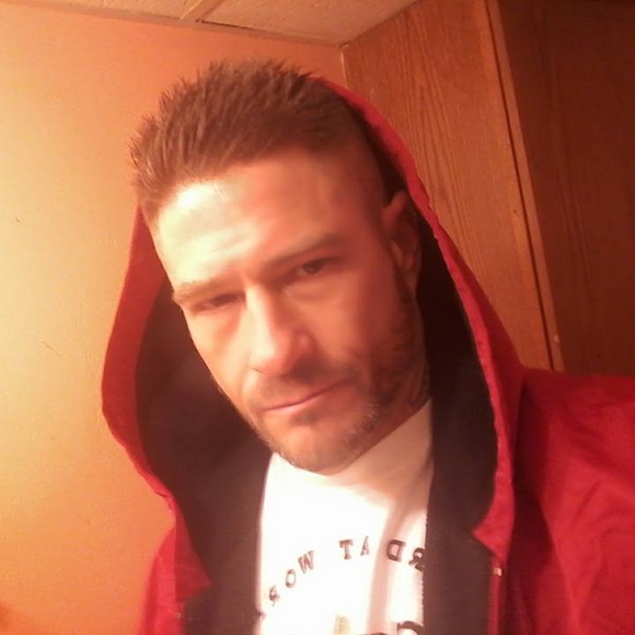 Profile Picture of Jeff Selje (@jeffersonbeast) on Poshmark