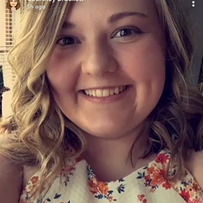 Profile Picture of Courtney Brackett 💓 (@courtneybracke8) on Twitter