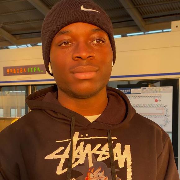 Profile Picture of Gary Lambert (@gazzanetwork) on Poshmark