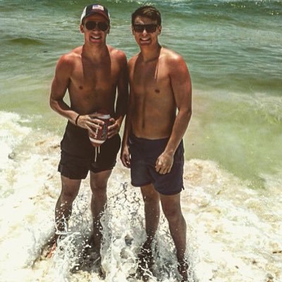 Profile Picture of Chris Staub (@cstaub54) on Twitter