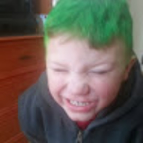 Profile Picture of Allen Guerra (@guerraguerra27) on Poshmark