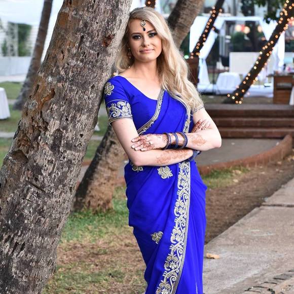 Profile Picture of Rachael Phadnis (@rwendlandt) on Poshmark