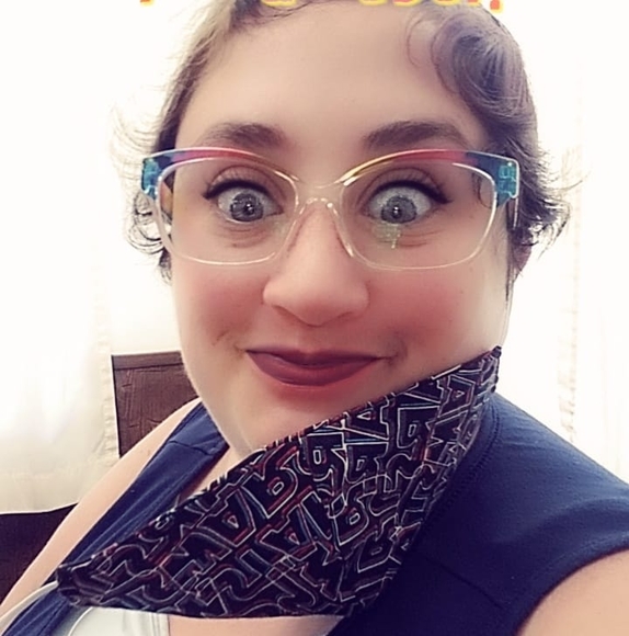 Profile Picture of Jessica Katniss (@jtotheko) on Poshmark