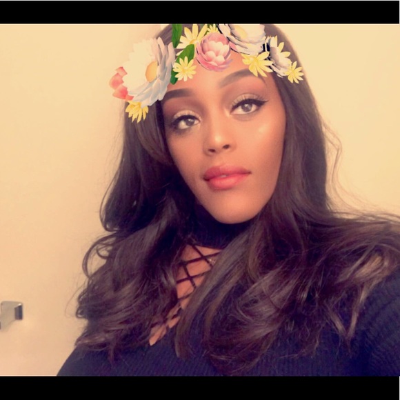 Profile Picture of Ericka Sutton (@erickasut19) on Poshmark