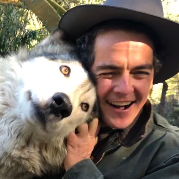 Profile Picture of Michael Cabaluna (@mcabaluna) on Poshmark