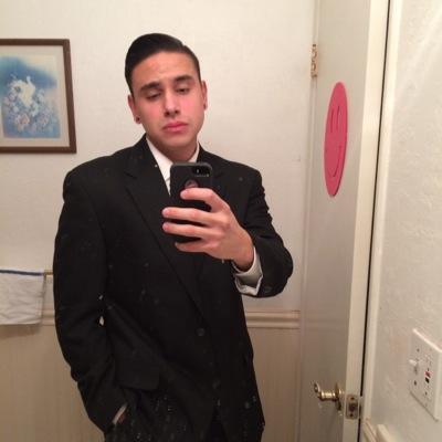 Profile Picture of Jon Coons (@bananatheo) on Twitter