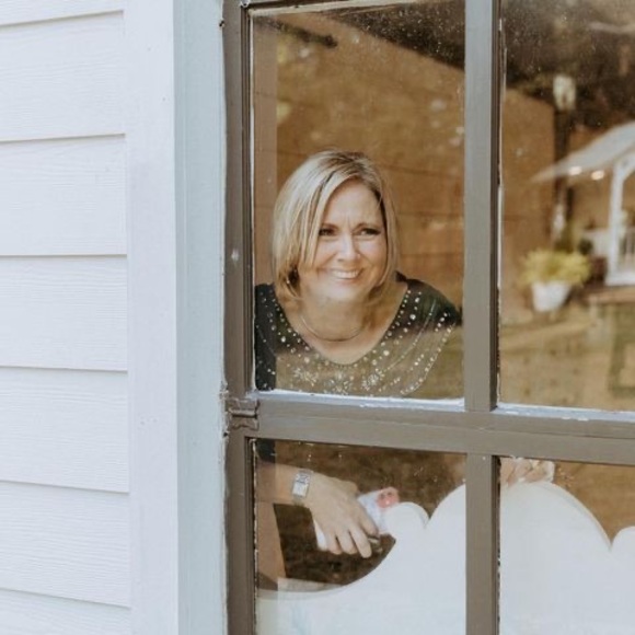 Profile Picture of Dawn Batchelor (@dawnbrook) on Poshmark