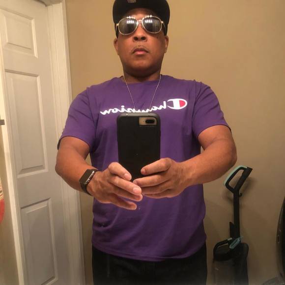 Profile Picture of Jermaine Ousley (@revousley) on Poshmark