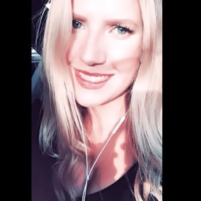Profile Picture of Fae (@MissFaemous) on Twitter