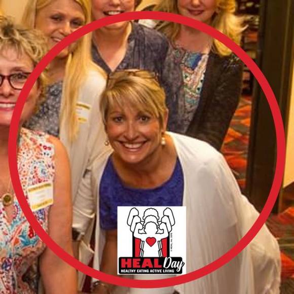 Profile Picture of Carla Regan (@cregan1261) on Poshmark