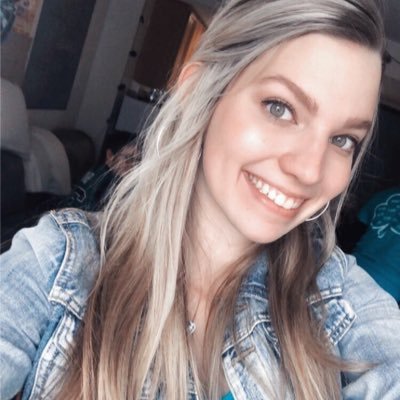 Profile Picture of Chloe Markovich (@chloemark_5) on Twitter