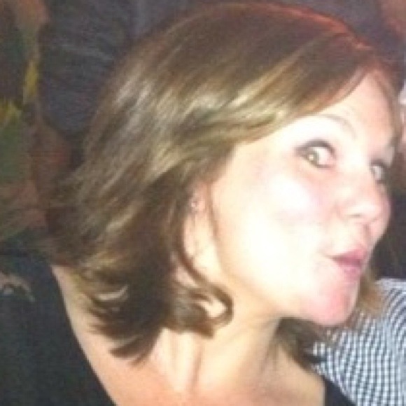Profile Picture of Heather Hacker (@kksmom2) on Poshmark