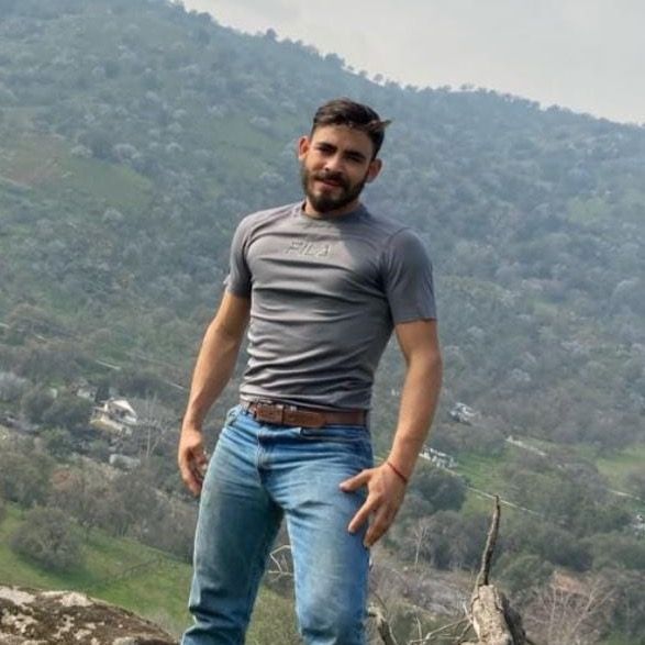 Profile Picture of Albert Silva (@albertsilvasnchzhot) on Tiktok
