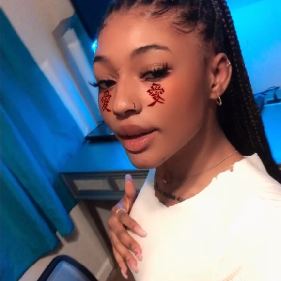 Profile Picture of Kyden Alexie (@kydenalexie) on Poshmark