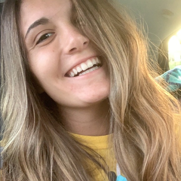 Profile Picture of Kaitlyn Guenzler (@kaguenzler7) on Poshmark