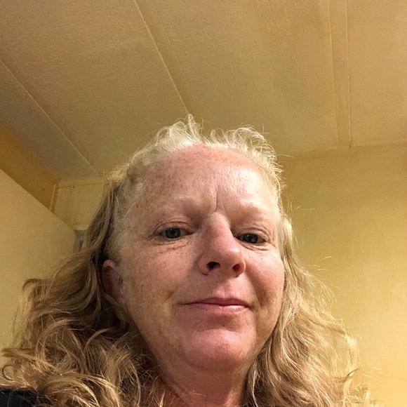 Profile Picture of Shelly Mcgehee (@shellymcgehee) on Poshmark