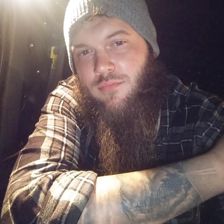 Profile Picture of Justin Hensley (@@th3giant304) on Tiktok