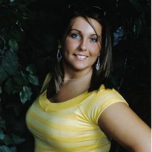 Profile Picture of Ashley Manns (@ashley_faren) on Myspace