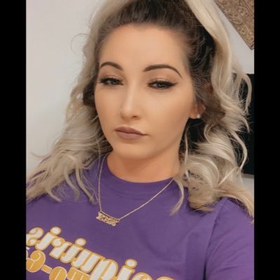 Profile Picture of Helen Foret (@foret_helen) on Twitter