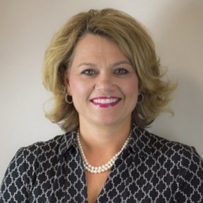 Profile Picture of Karen Casey (@KarenBradlinski) on Twitter
