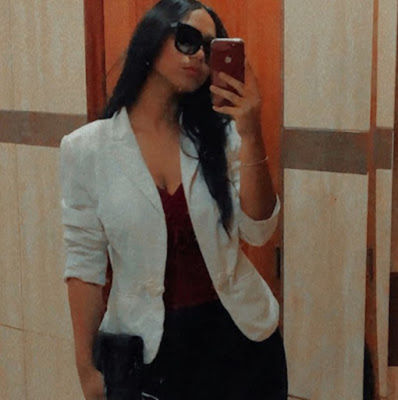 Profile Picture of Heldy Almanzar (@heldyalmanzar) on Poshmark